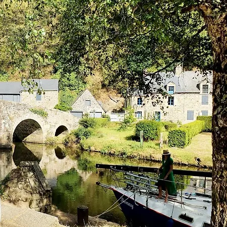 Les Bords De Rance Villa Dinan Exterior photo