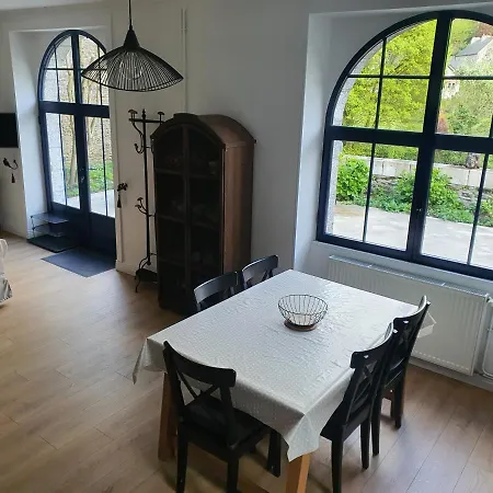 Les Bords De Rance Villa Dinan Exterior photo